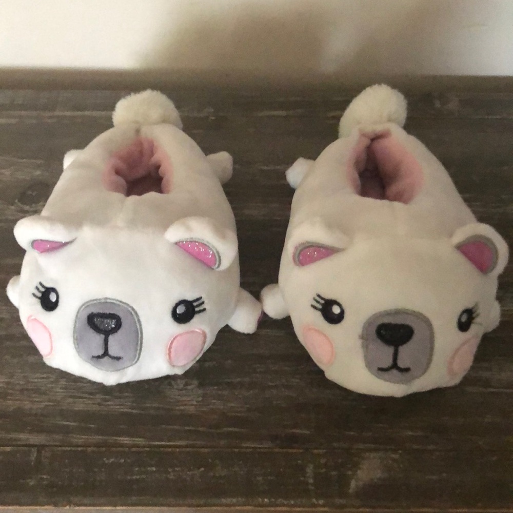 🔥3/$15 p.s. from Aeropostale slippers